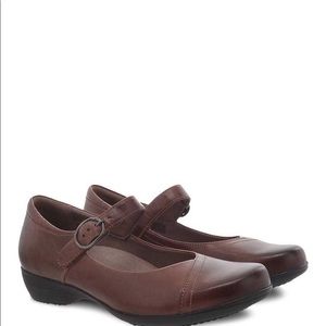 Dansko Fawna Mary Jane. Excellent condition.